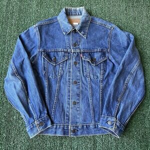 VTG 70s Levi's 70505-0217 Type 3 Indigo Denim Jean Jacket Small E #52 B Size 36